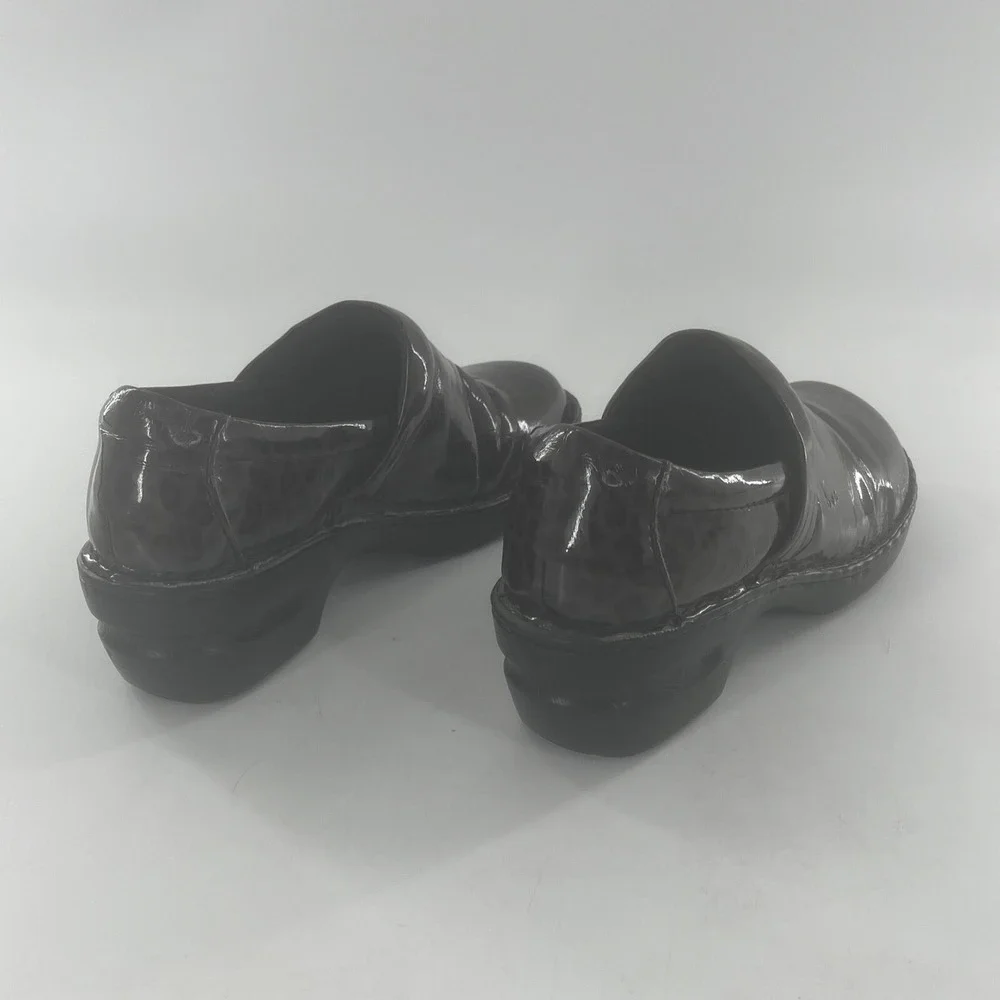 Born BOC Peggy Clogs Womens 10 Patent Leather Cheetah Leopard Chunky  Platform‎